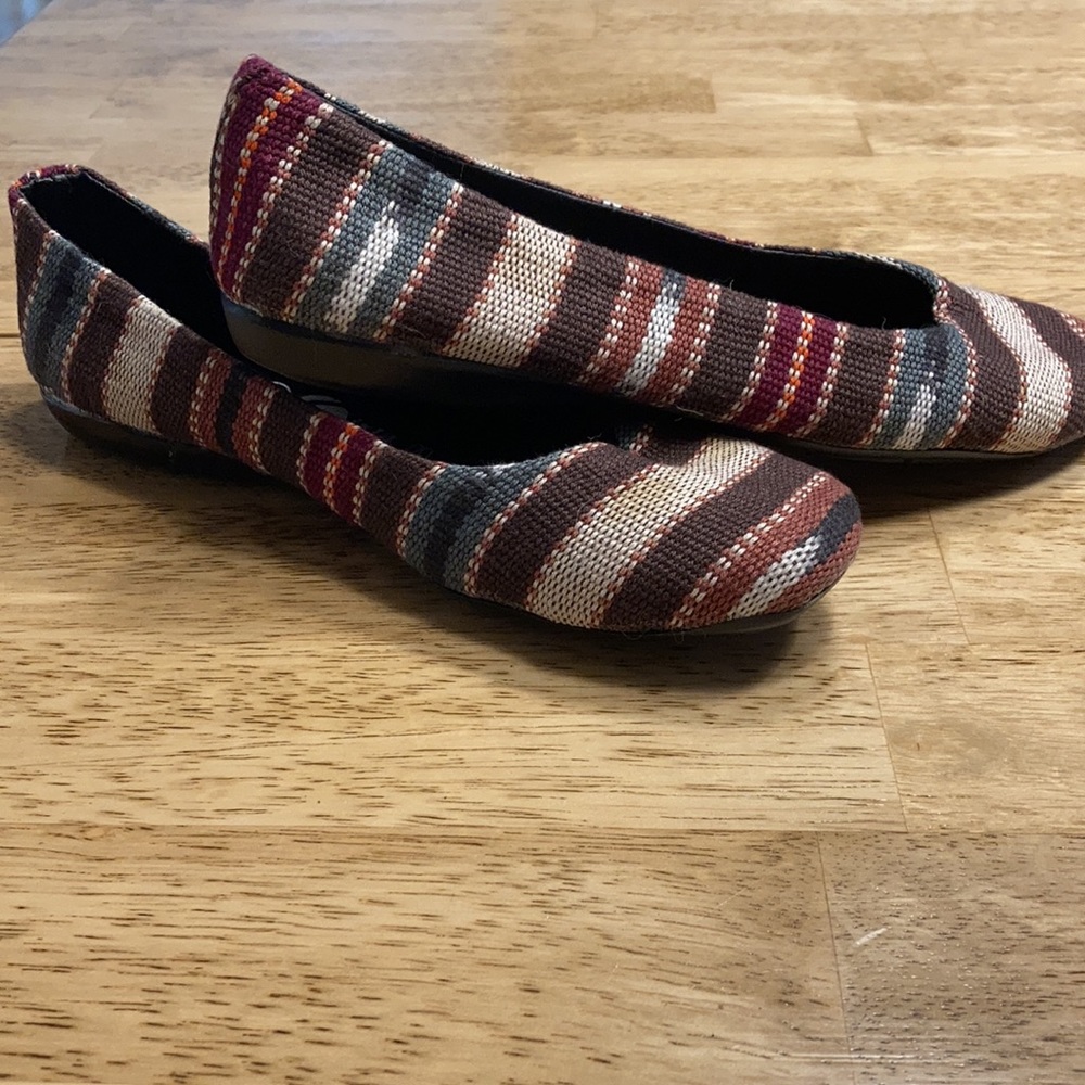New Sixta“Calzado” woven flats